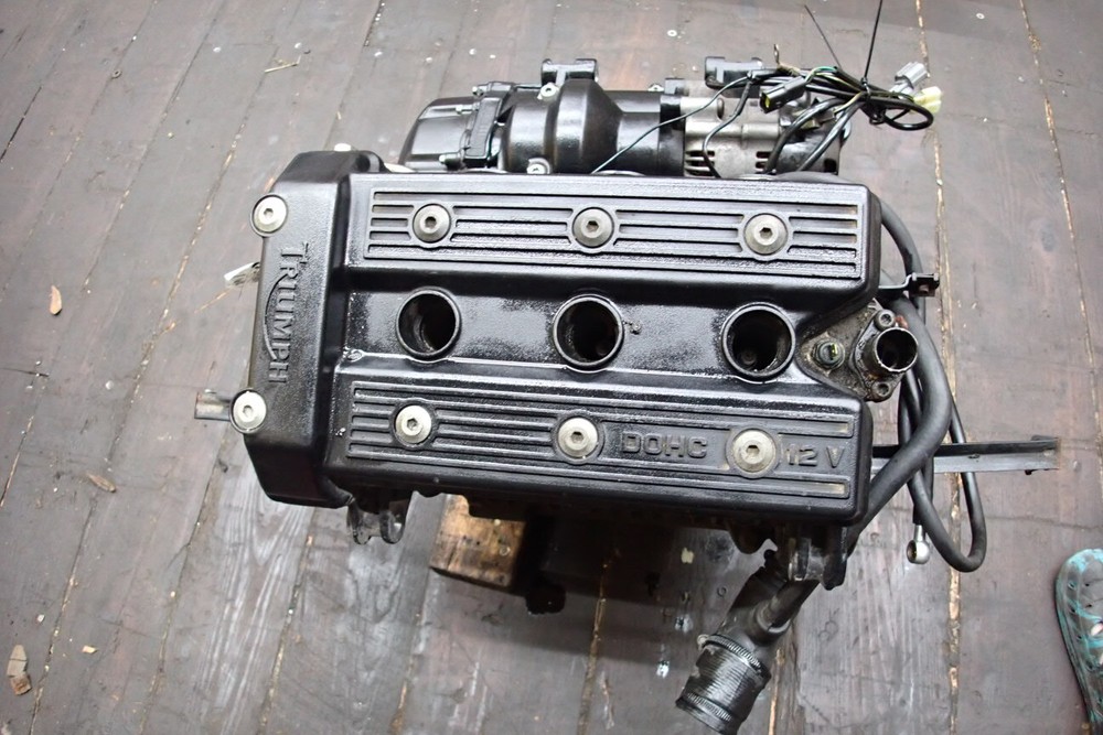 2001 TRIUMPH TROPHY 900 ENGINE W/ STARTER 190PSI COMPRESSION 38537 MILES