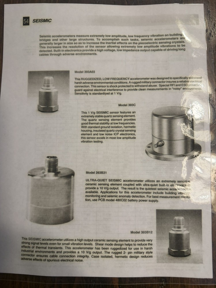 PCB Piezotronics 393B31 Seismic ICP Accelerometer
