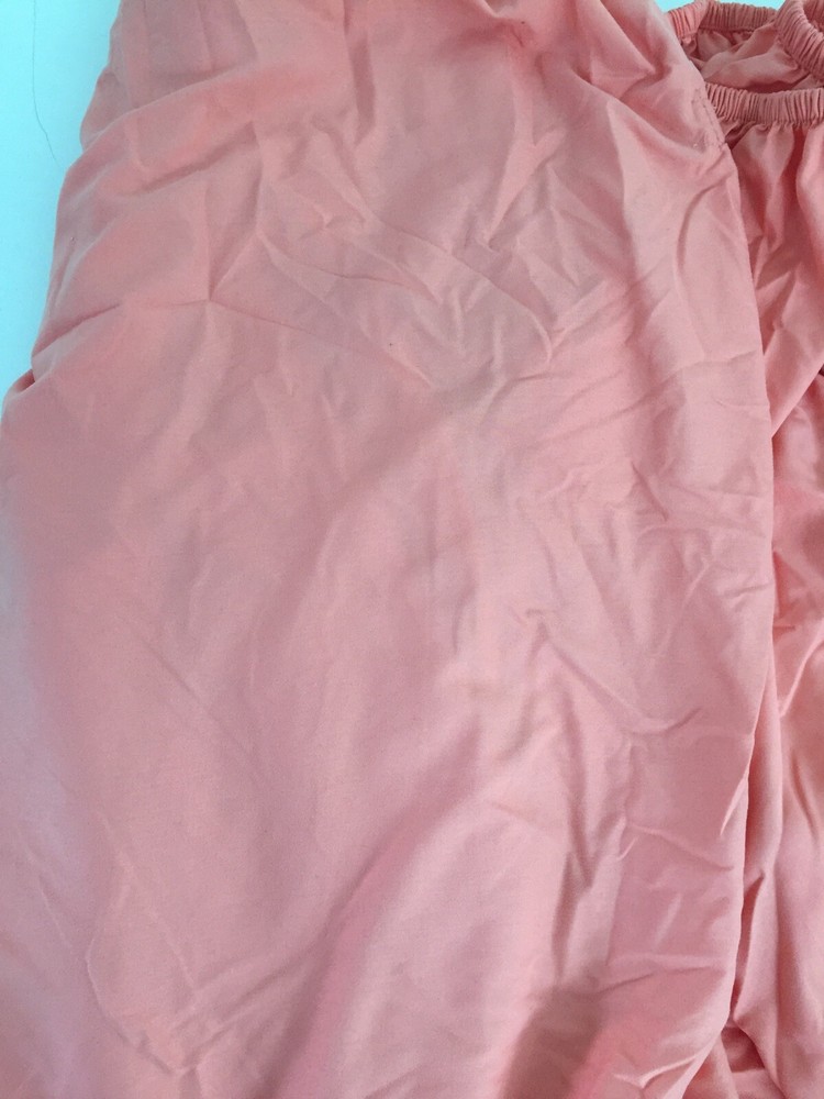 Room Essentials Sheet Fitted Twin Orange Polyester Fully Elasticized 2 Pockets