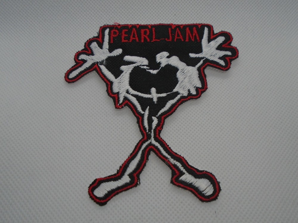 PEARL JAM IRON ON EMBROIDERED PATCH