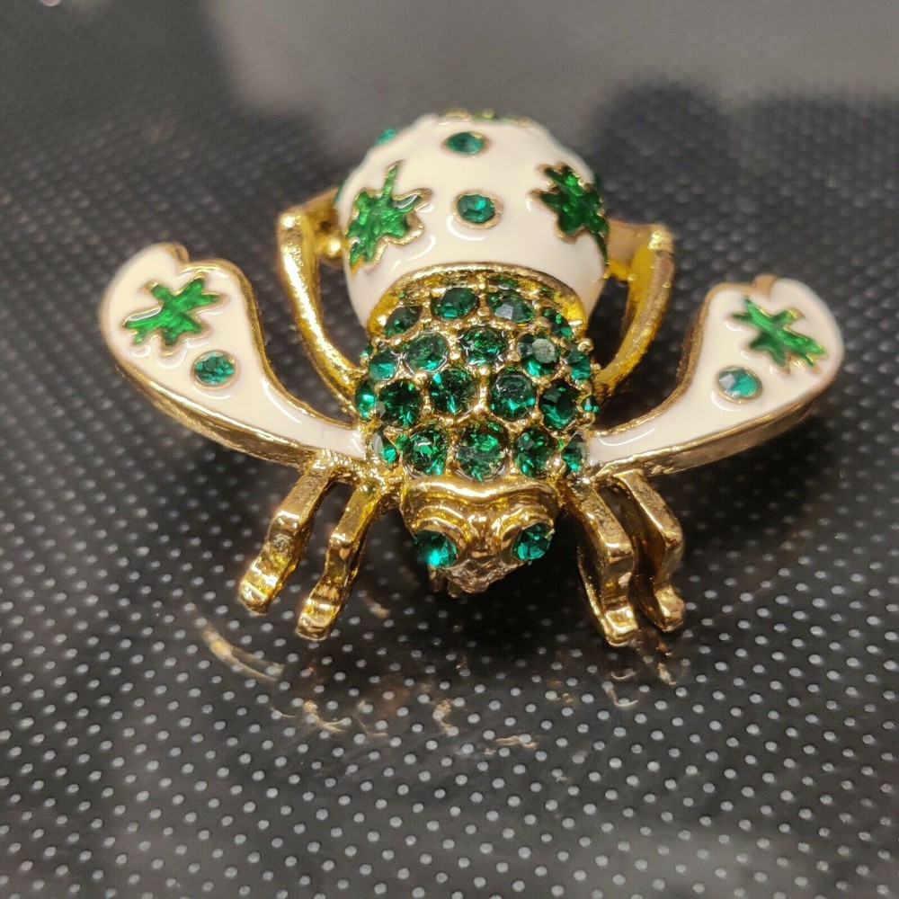 joan rivers bee pin rare