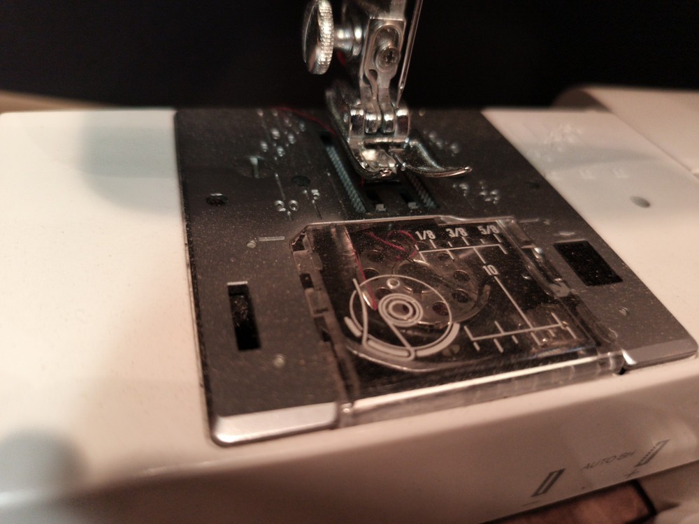 Kenmore Sewing MACHINE model 385.16126200