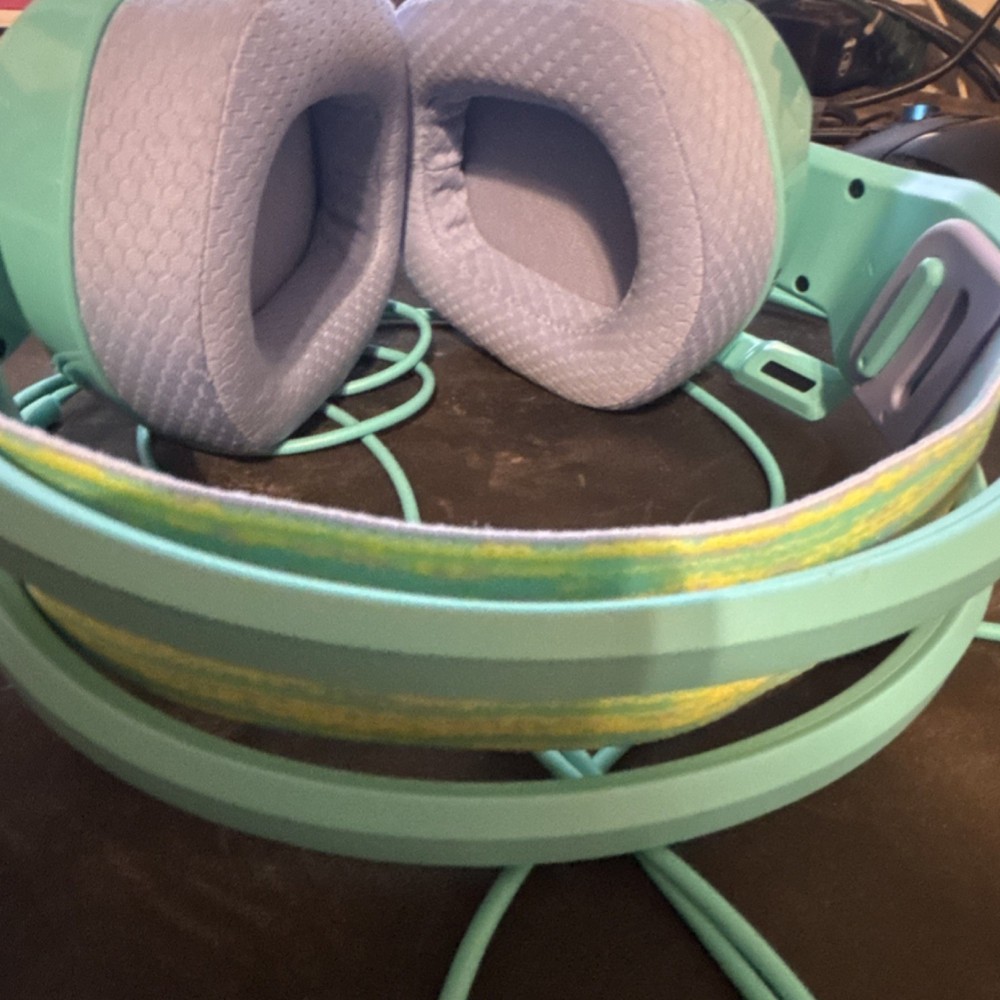 Gaming Headset Logitech G335 Mint Light Purple Wired