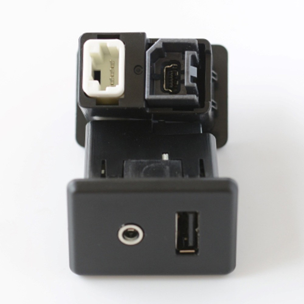 USB AUX Interface Panel Socket for Nissan Versa 2015 2017 Center Console Fit