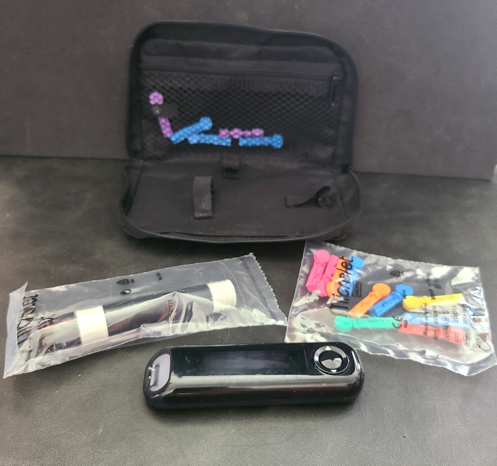 Contour Next One Bluetooth Meter With Microlet Next Lancet Device & Case Extras