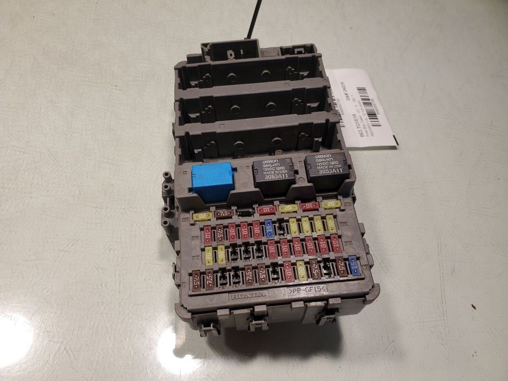 COROLLA 2016 Fuse Box Cabin 55758
