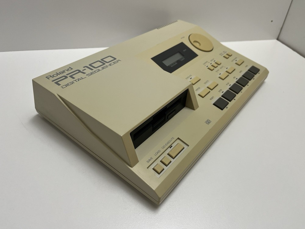 Roland PR-100 Digital Sequencer For Recording MIDI - Working Quickdisk Drive!