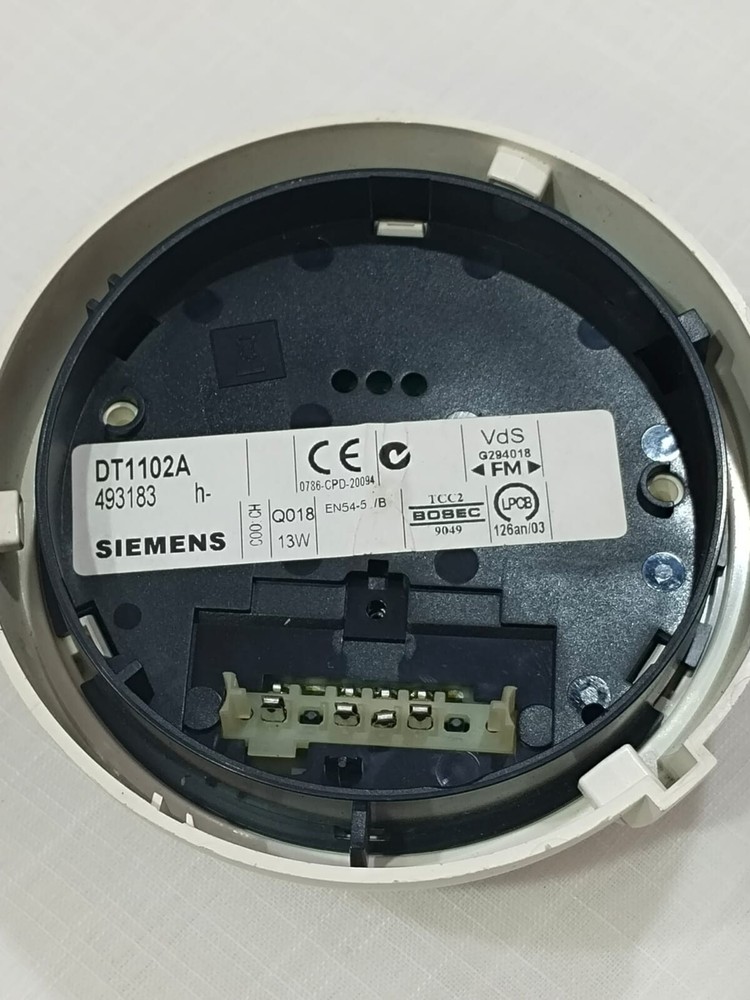 SIEMENS HEAT DETECTOR DT 1102A