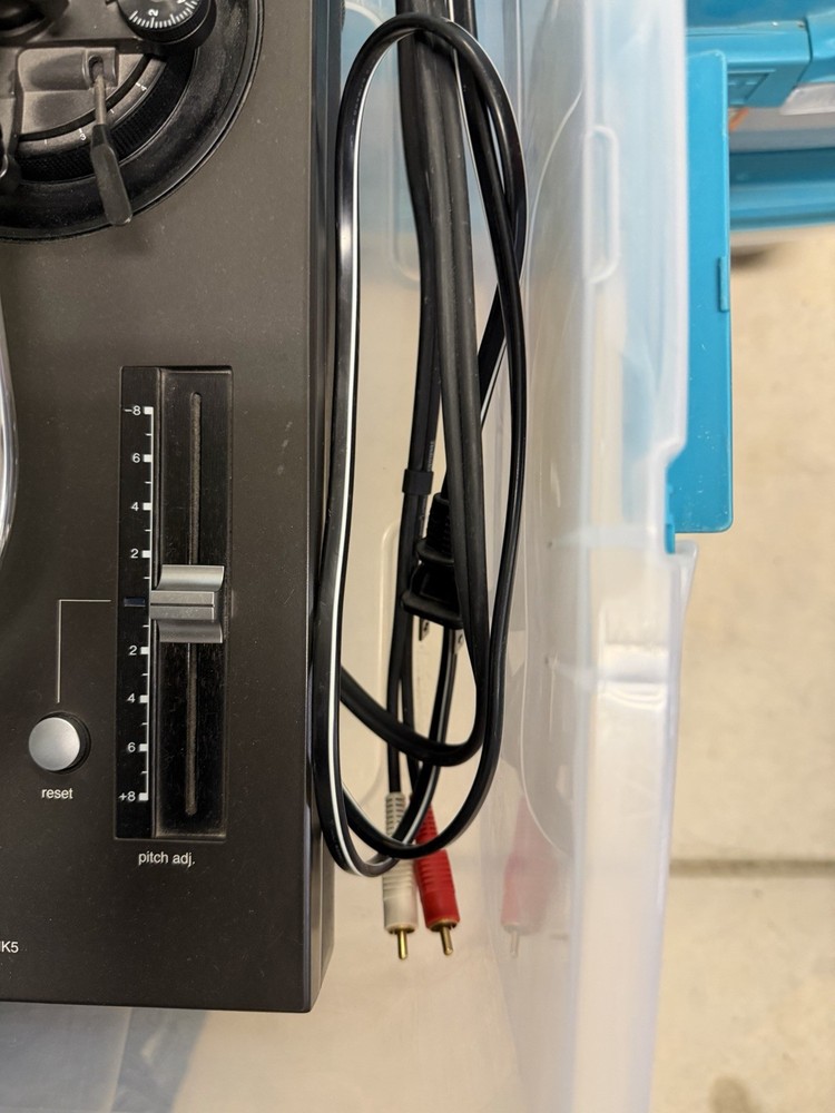 Technics sl-1210mk5 Turntable Black