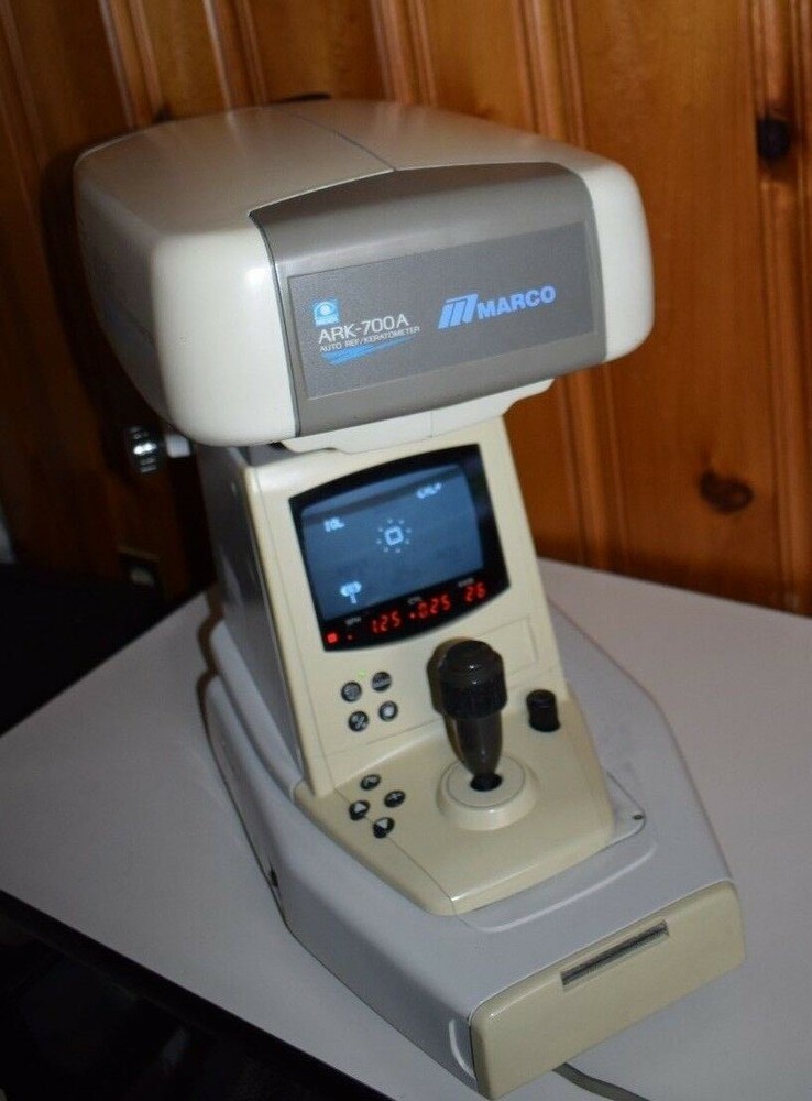 Nidek ARK 700-A autorefractor-not a keratometer
