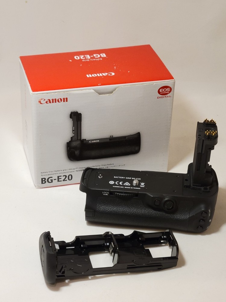 Canon BG-E20 Battery Grip for EOS 5D Mark IV - Excellent Condition!