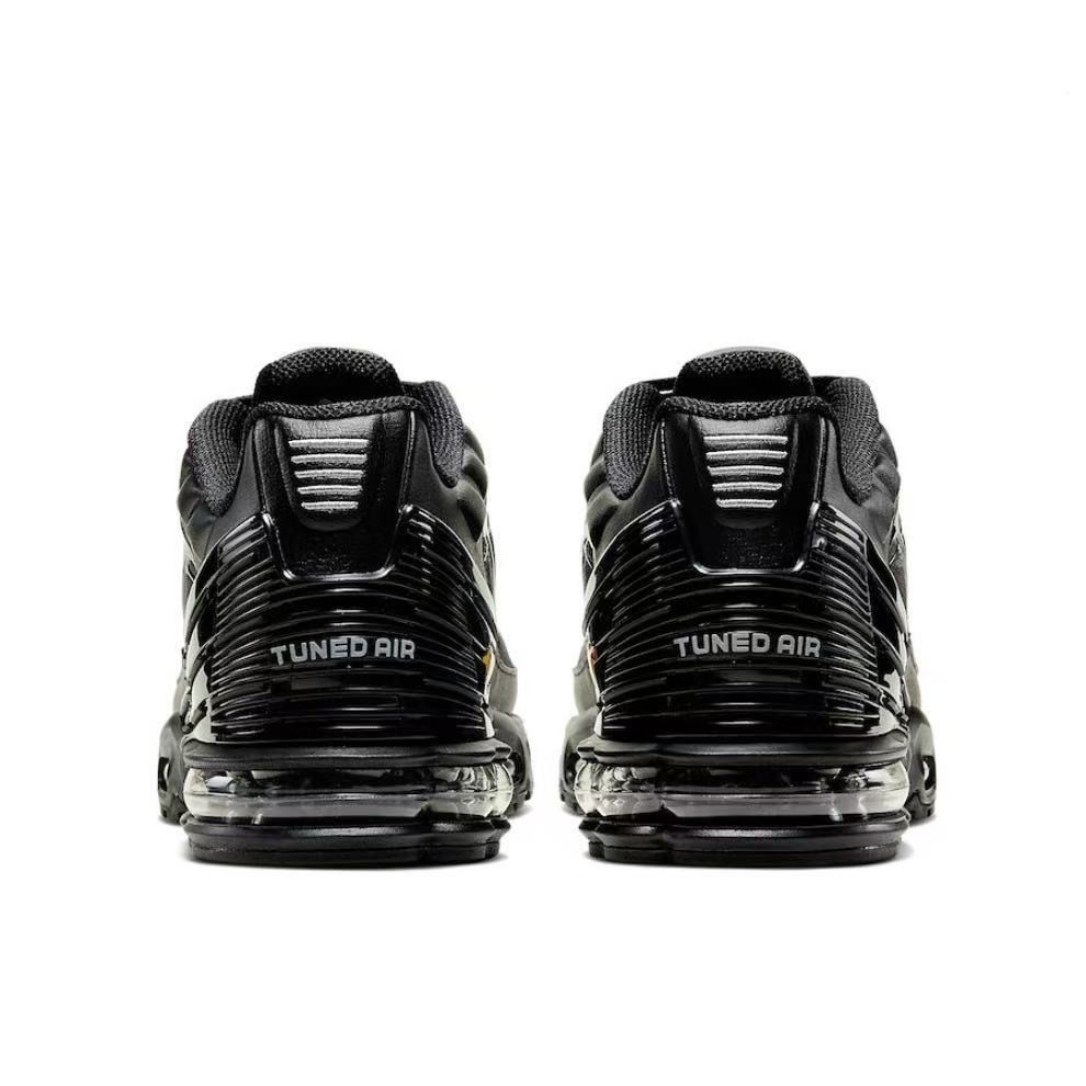 Men's Nike Air Max Plus TN 3 Durable Anti-Slip Running Shoes in Black & Grey