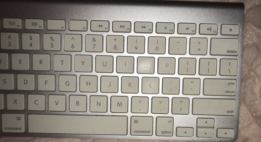 Original Apple Magic Keyboard Bluetooth Wireless Model A1314 - TESTED WORKING