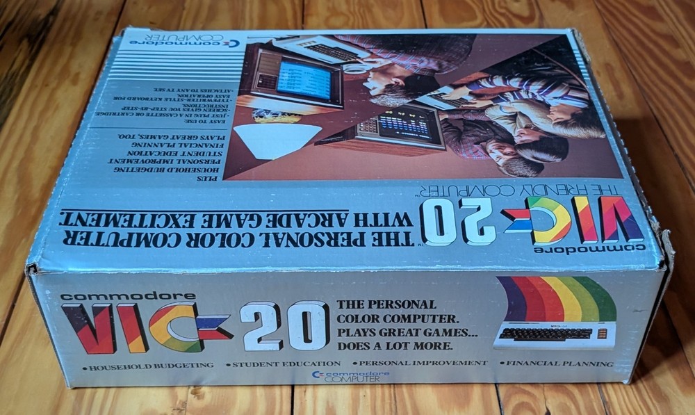 Commodore VIC-20 Computer In Box, Powercords, Manual, Dustcover, & All Inserts