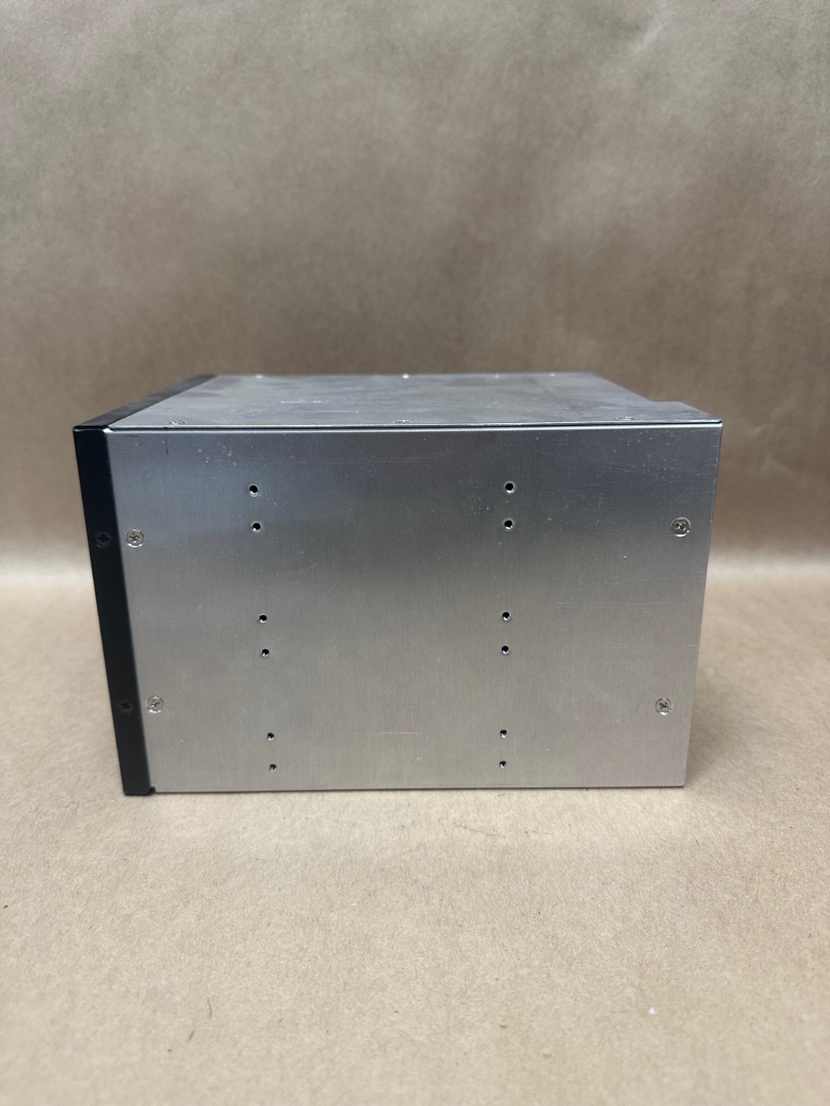 4 Bay SATA Horizontal Enclosure w/ Trays