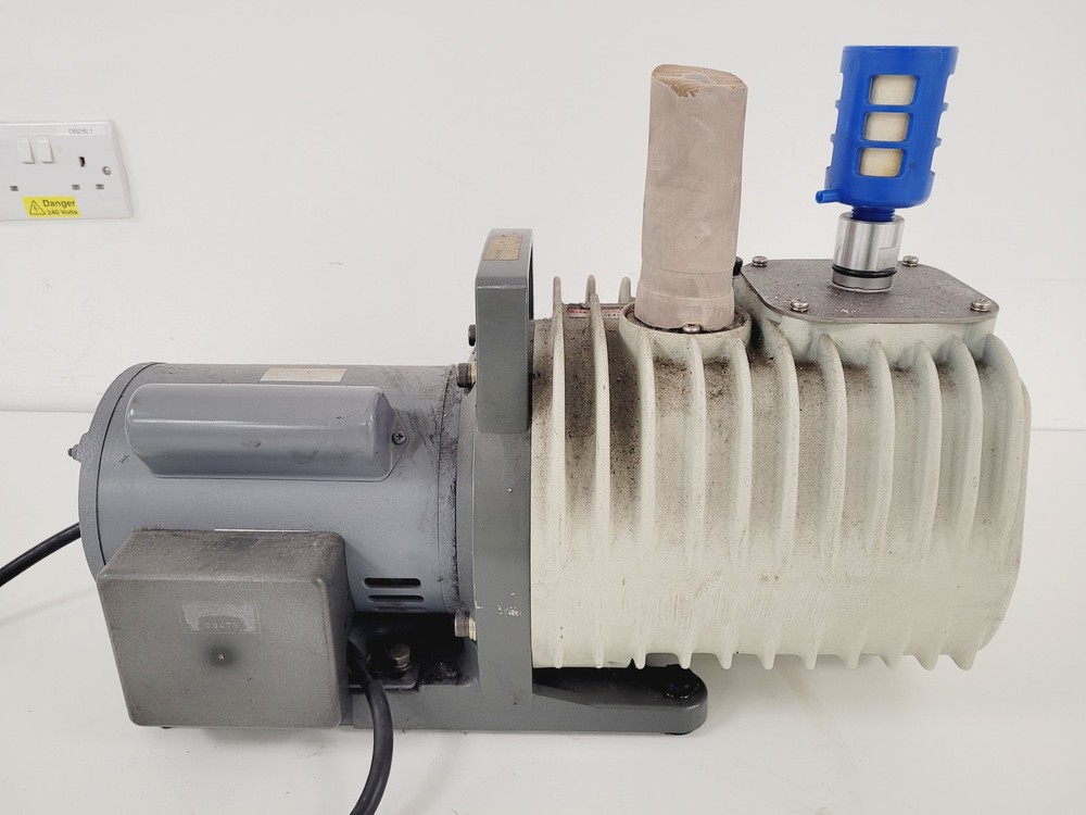 Hitachi S4000 Microscope (SEM) Scanning Electron Microscope Lab