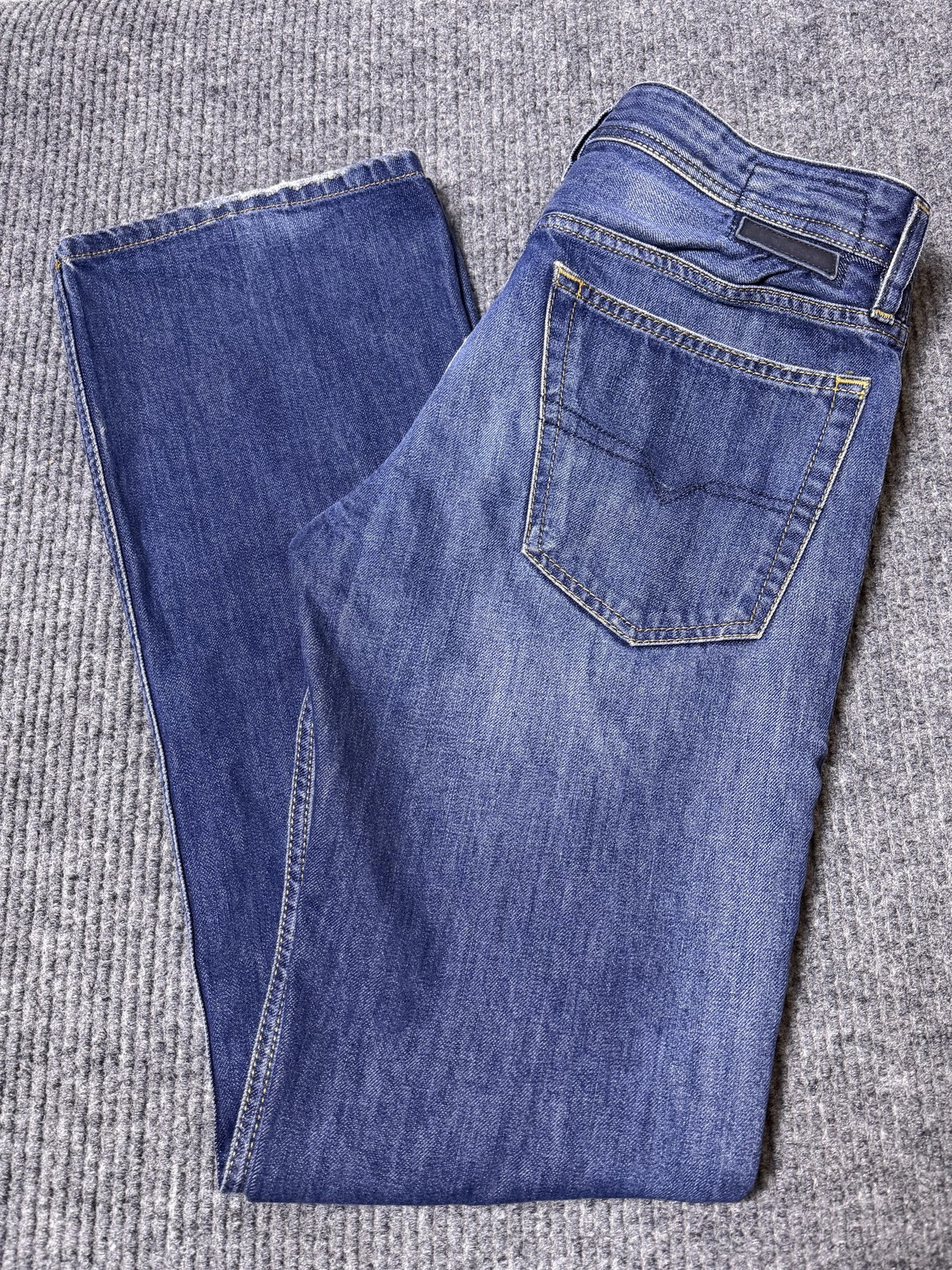 Diesel Jeans Mens 33x33 New-Fanker Button Fly Medium Wash Bootcut Blue Denim