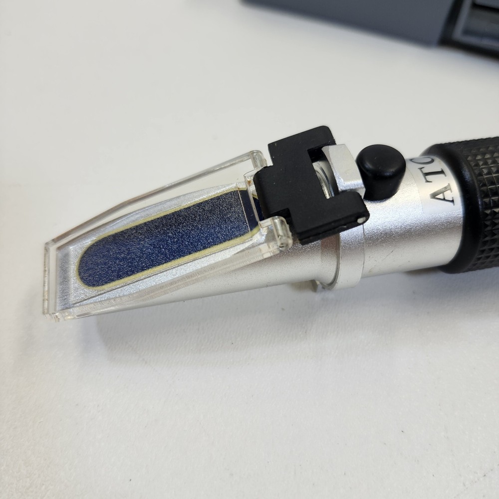 ATC Portable Refractometer in Case - Brewing Antifreeze Salinity Brix Alcohol