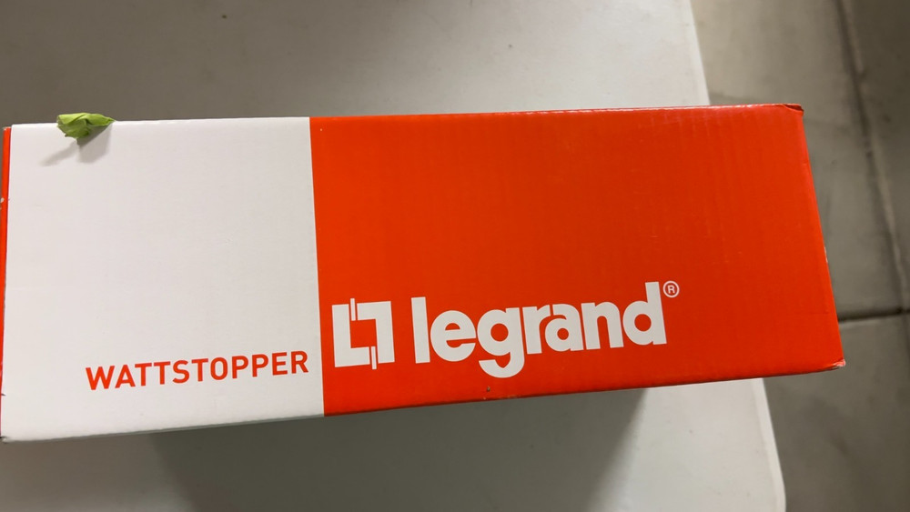 LMPL-101 Wattstopper - DLM Plug Load Controller 20A, 120V, 60Hz, On/Off