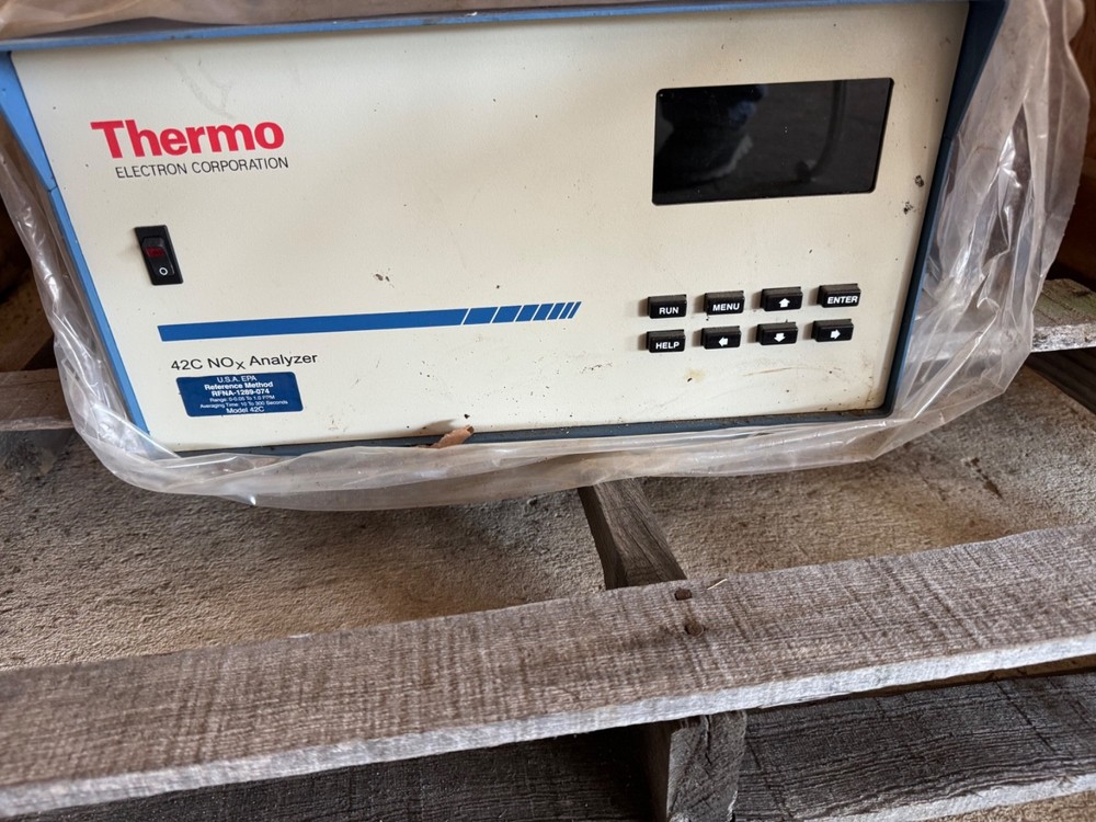 Thermo Environmental Instruments 42C NOx Analyzer w/ Manuals Software Cables Des