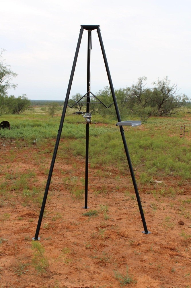 HME Tripod Game Hoist