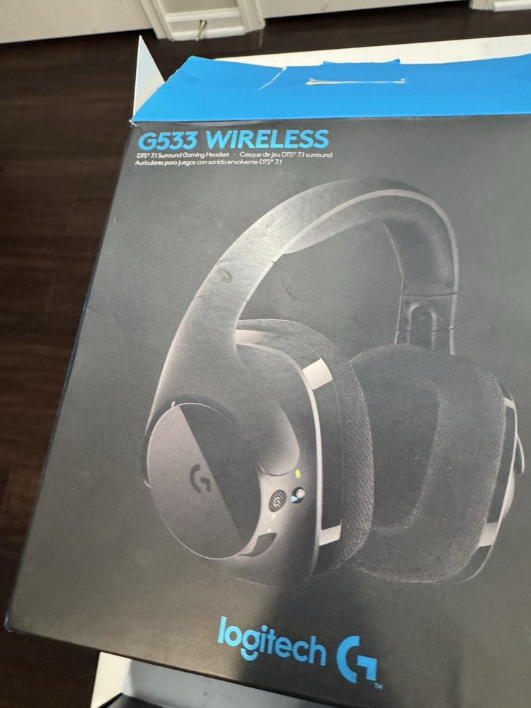 Logitech G Wireless Gaming Bundle – Keyboard, Mouse, Headset, Powerplay