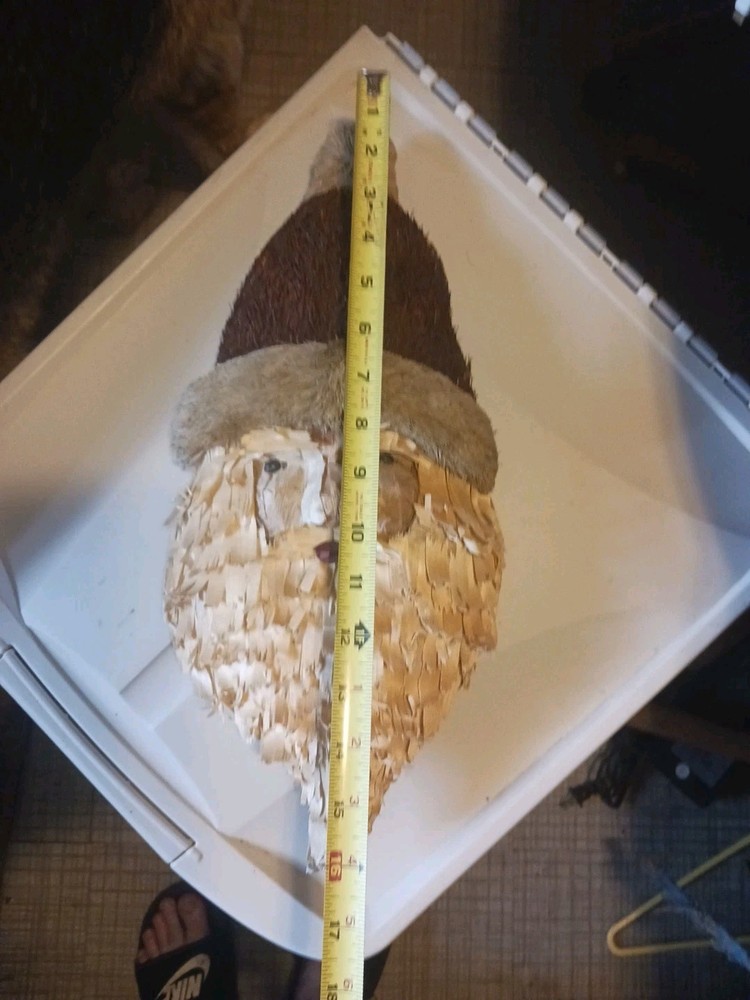 "Straw Santa Head"