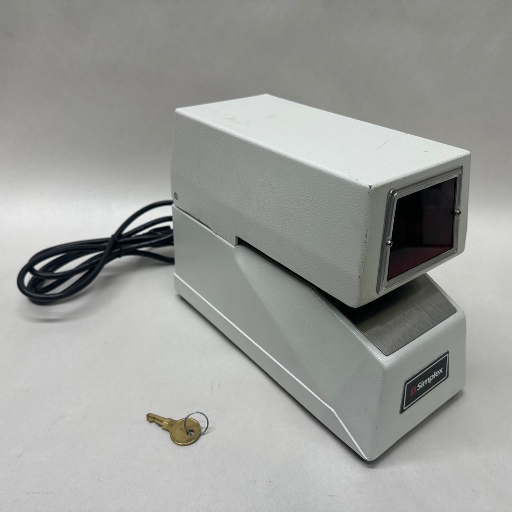 SIMPLEX MODEL 1605-9002 - Consecutive PAYROLL TIME & DATE RECORDER LED W/ Key!