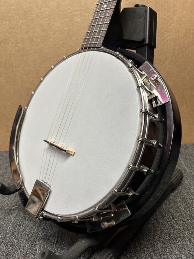 Savannah 5 String Banjo With Free Hardshell Case