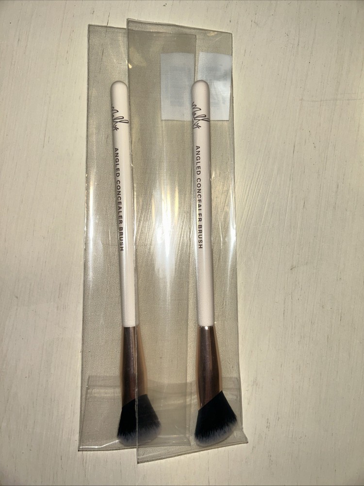 2X Mally Angled Concealer Brush -sealed