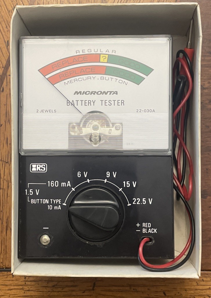 Micronta Battery Tester #22-030A Radio Shack Original Box. Tested