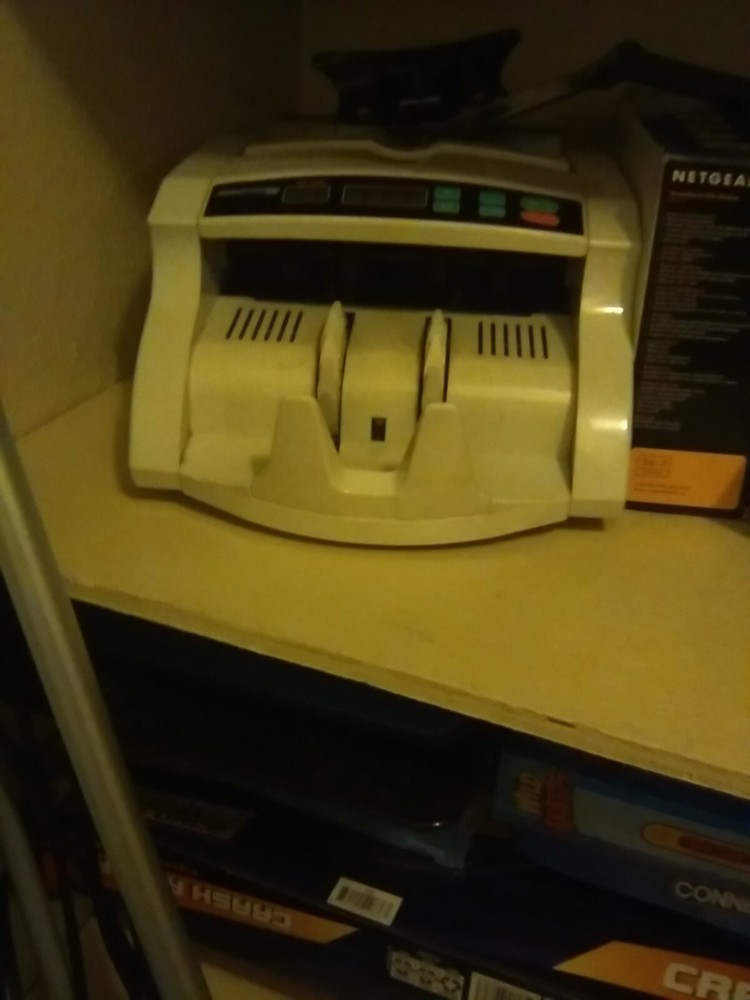 cash counting machine
