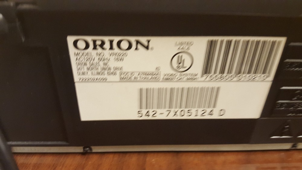 ORION VHS VIDEO CASSETTE RECORDER 2 HEAD/ON SCREEN PROGRAMMING MODEL # VR0220