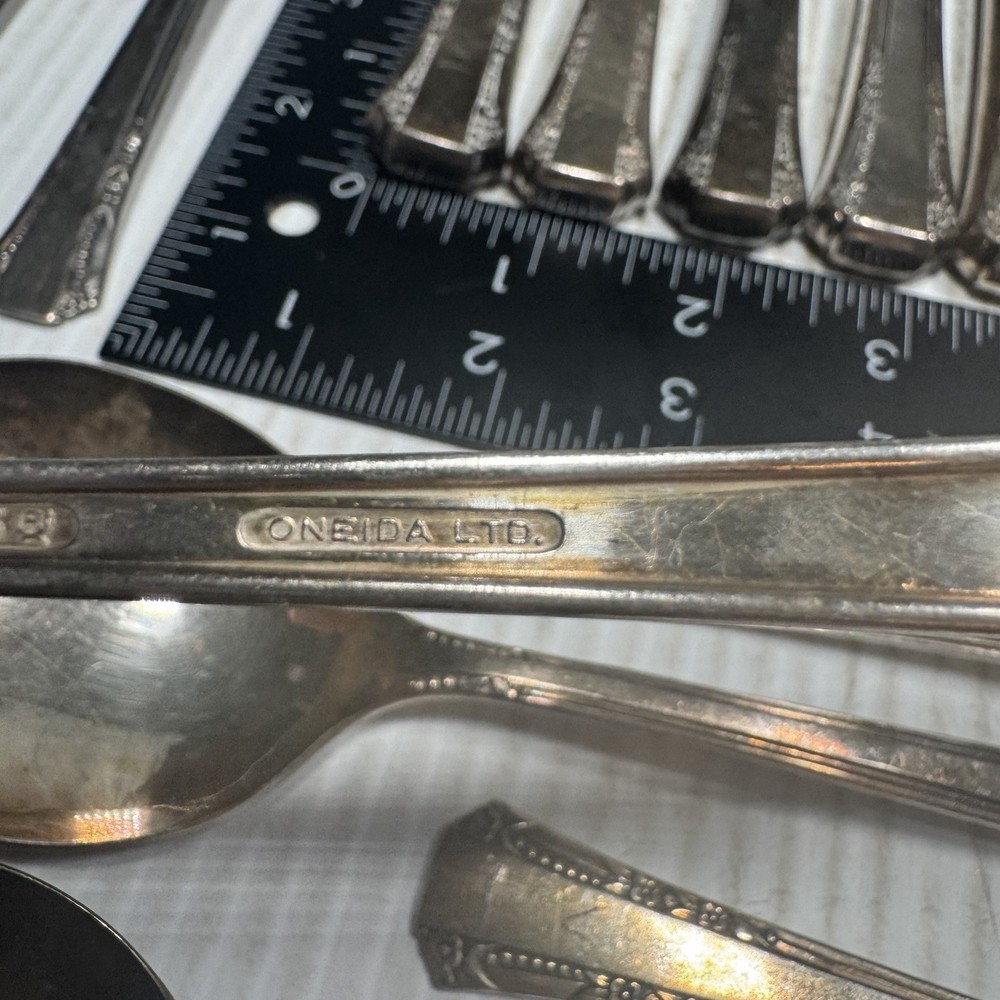 40pcs 1881 Rogers Oneida Delmar Flatware