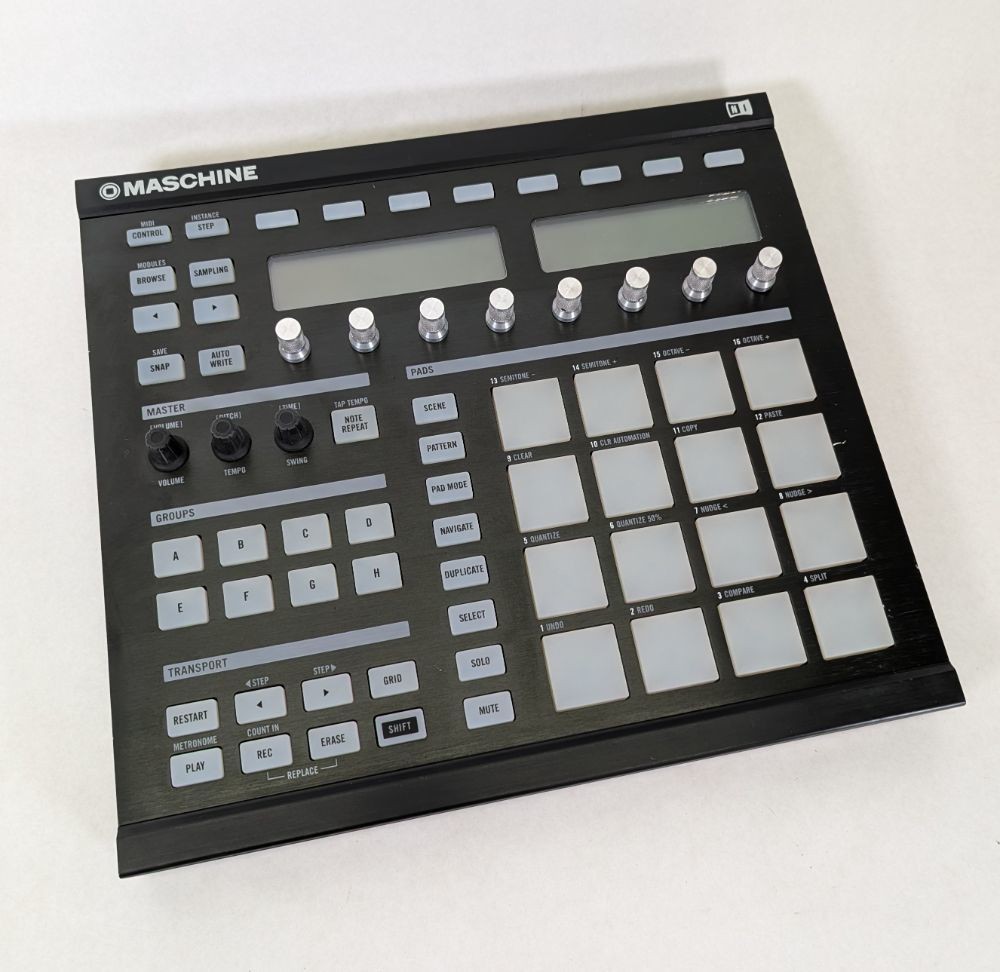 Native Instruments Maschine MK1 MIDI Controller
