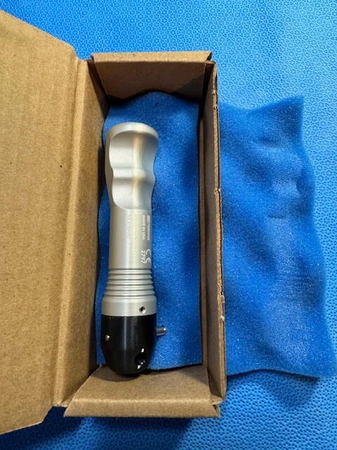 Smith & Nephew Universal Endoscopic Handle 72201732 NEW!!!