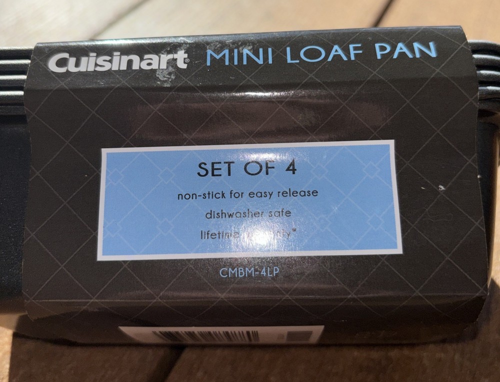 Cuisinart Bakeware Non-Stick Mini Loaf Pan 4-Pack