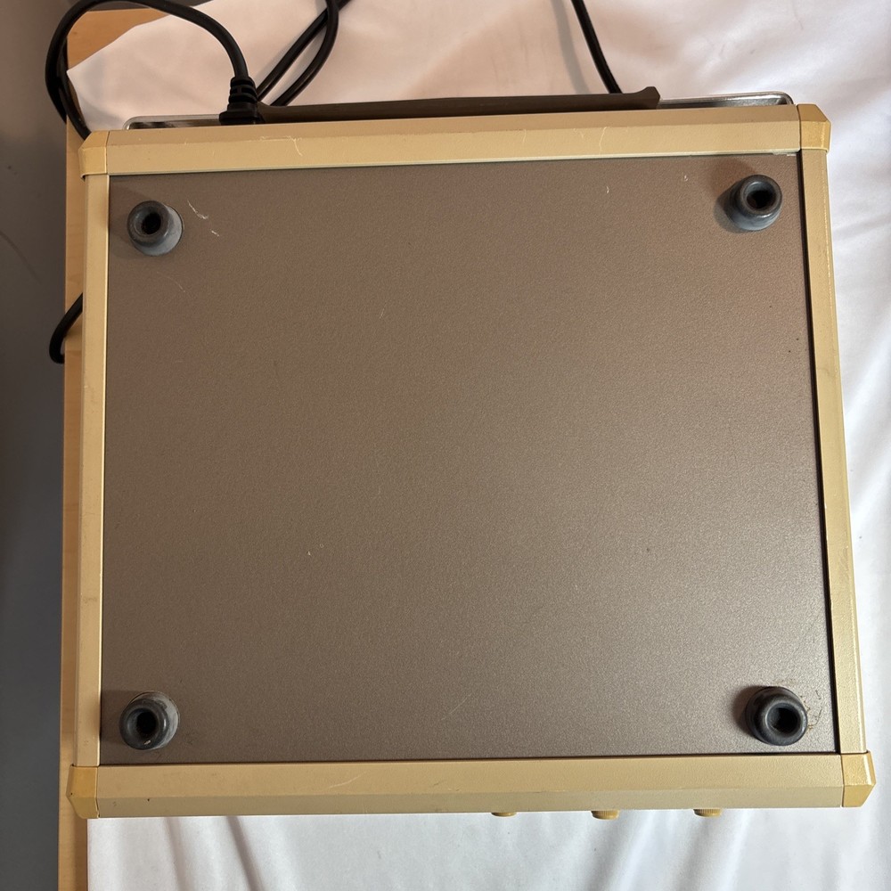 B+K Precision 3030 Sweep/Function Generator, Dynascan Corporation