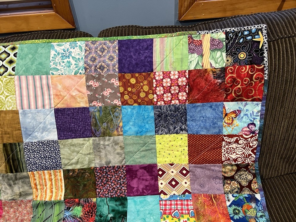 Handmade Colorful Quilt 39” Mint
