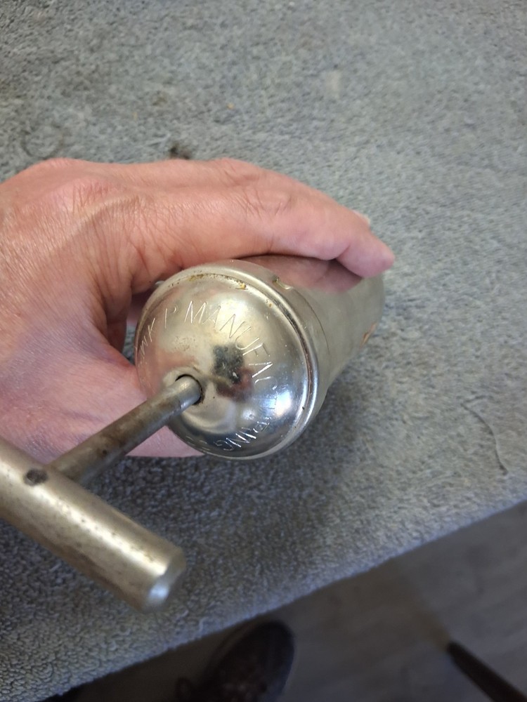 k-p manufacturing mini grease gun