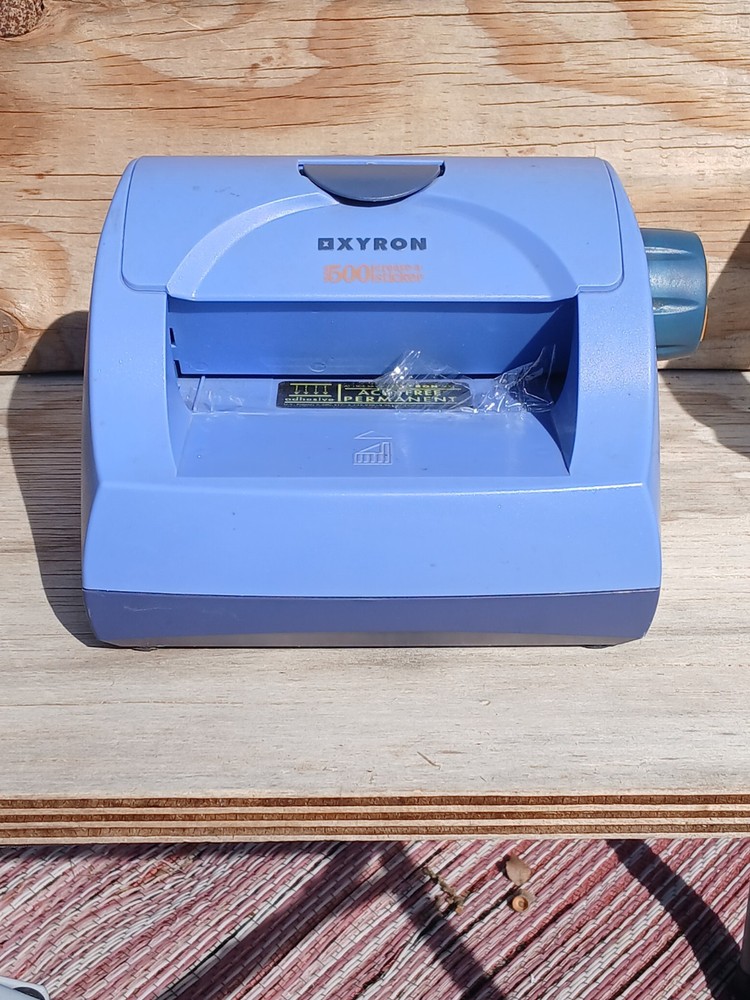Xyron Model 500 Create a Sticker Machine