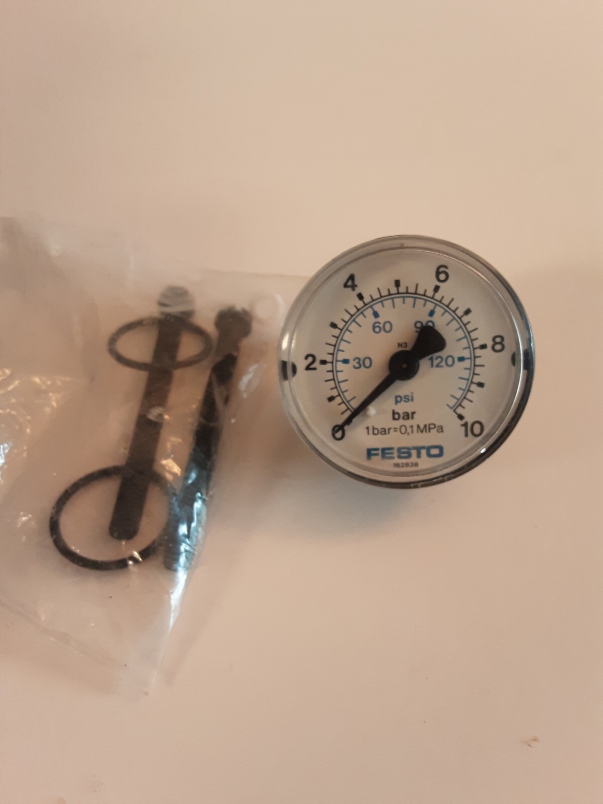 NOS Festo Pneumatics 150054 Pressure Regulator LR-1/2-S-B With Box & Directions