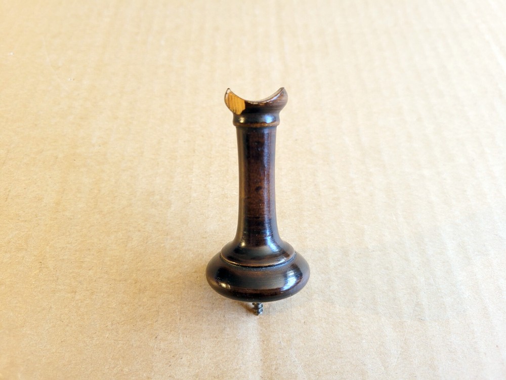 Gilbert tone arm rest