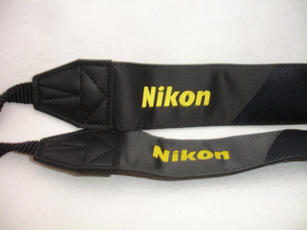 Nikon Camera Neck Strap, Black, Genuine