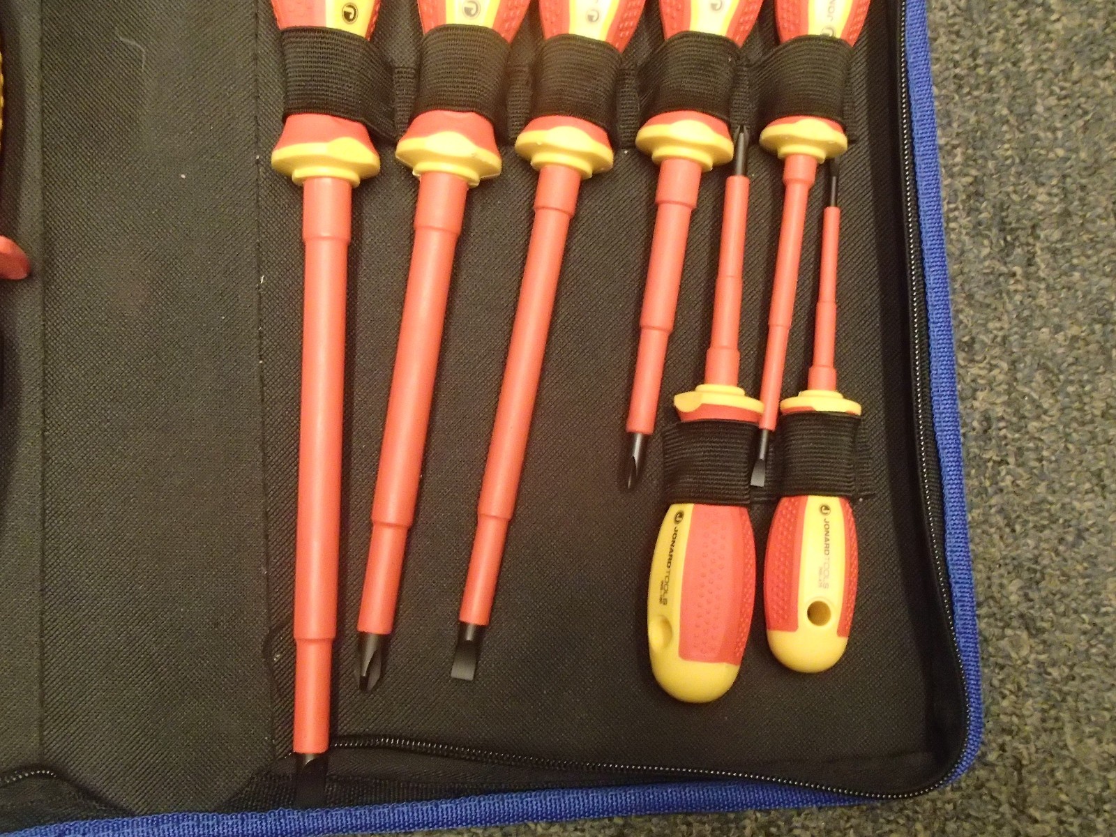Jonard 11 Piece Insulated Tool Kit TK-110INS