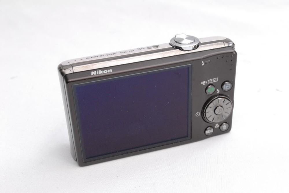 Nikon COOLPIX S620 12MP Compact Digital Camera Tested Excellent Condition