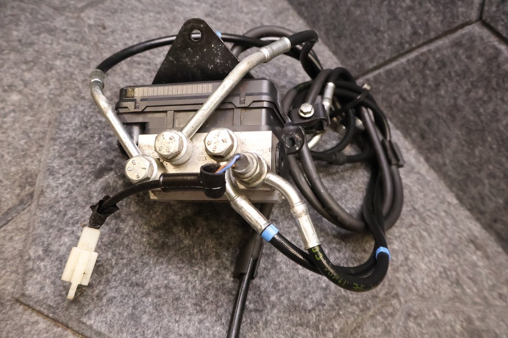 HUSQVARNA SVARTPILEN 401 COMPLETE ABS MODULE ABS PUMP 2021 OEM ITEM