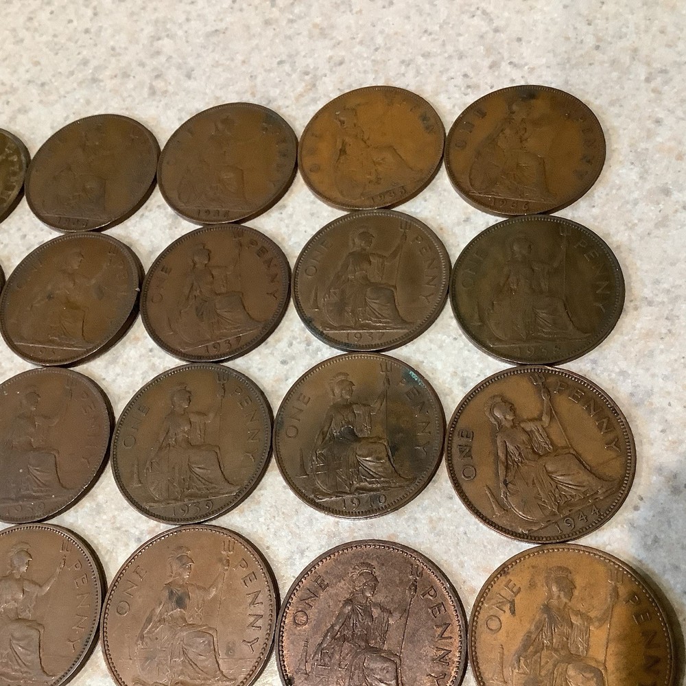 Great Britain 32 Large One penny Mixed Dates
