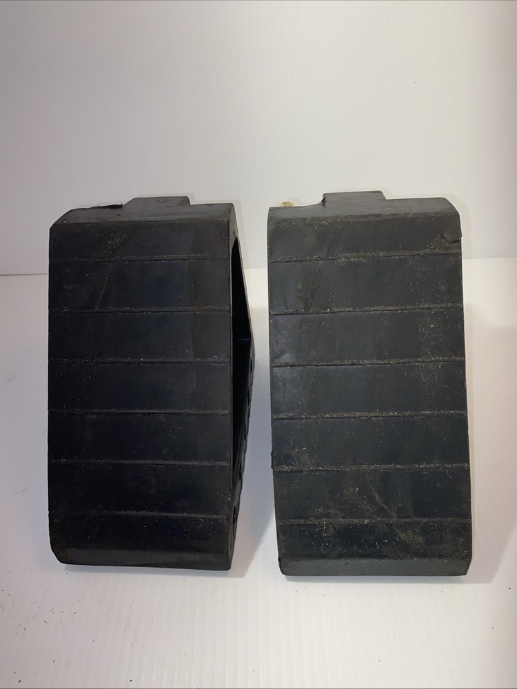 Haul Master Solid Rubber Wheel Chock - 2 chocks -45 degree angle New