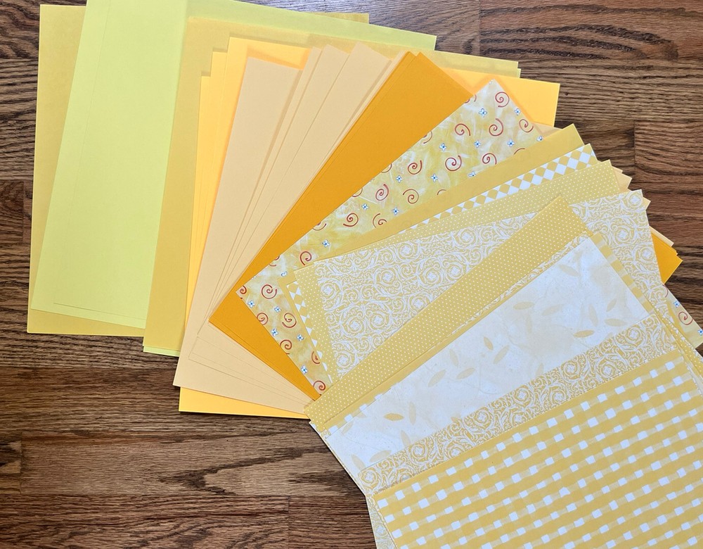 Scrapbooking Lot of 200 Sheets Mixed Thick & Thin Paper 12"x12" Solid & Prints